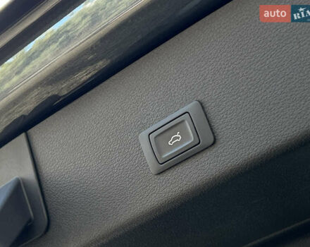 Серый Ауди E-Tron, объемом двигателя 0 л и пробегом 43 тыс. км за 47488 $, фото 39 на Automoto.ua