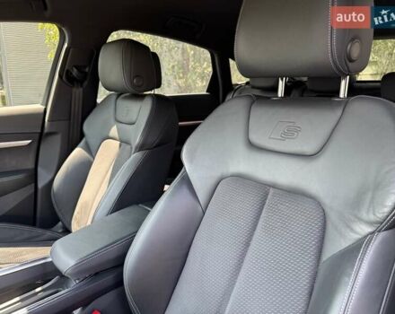 Сірий Ауді E-Tron, об'ємом двигуна 0 л та пробігом 44 тис. км за 60500 $, фото 26 на Automoto.ua