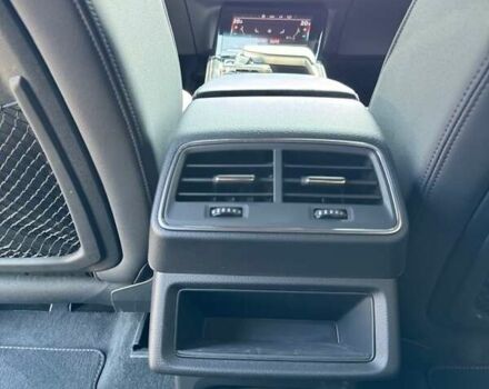 Сірий Ауді E-Tron, об'ємом двигуна 0 л та пробігом 44 тис. км за 60500 $, фото 66 на Automoto.ua