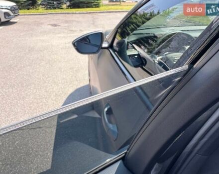 Сірий Ауді E-Tron, об'ємом двигуна 0 л та пробігом 44 тис. км за 60500 $, фото 61 на Automoto.ua