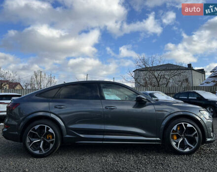 Серый Ауди E-Tron, объемом двигателя 0 л и пробегом 43 тыс. км за 47488 $, фото 8 на Automoto.ua