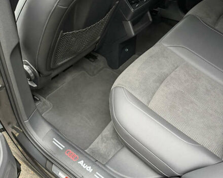 Серый Ауди E-Tron, объемом двигателя 0 л и пробегом 41 тыс. км за 39500 $, фото 21 на Automoto.ua