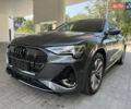 Серый Ауди E-Tron, объемом двигателя 0 л и пробегом 36 тыс. км за 42500 $, фото 1 на Automoto.ua