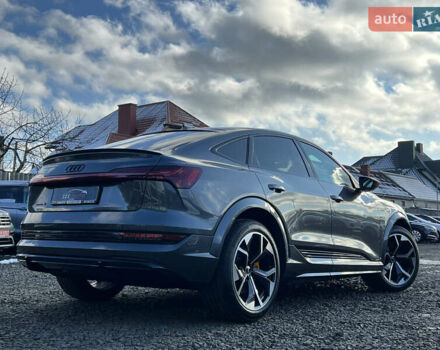 Серый Ауди E-Tron, объемом двигателя 0 л и пробегом 43 тыс. км за 47488 $, фото 7 на Automoto.ua