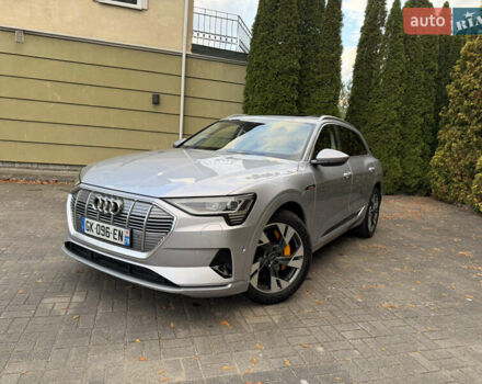 Серый Ауди E-Tron, объемом двигателя 0 л и пробегом 59 тыс. км за 38749 $, фото 14 на Automoto.ua