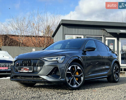 Серый Ауди E-Tron, объемом двигателя 0 л и пробегом 43 тыс. км за 47488 $, фото 3 на Automoto.ua