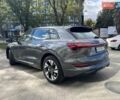 Серый Ауди E-Tron, объемом двигателя 0 л и пробегом 35 тыс. км за 45000 $, фото 2 на Automoto.ua