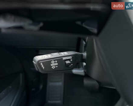 Серый Ауди E-Tron, объемом двигателя 0 л и пробегом 59 тыс. км за 38749 $, фото 27 на Automoto.ua