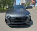 Сірий Ауді E-Tron, об'ємом двигуна 0 л та пробігом 44 тис. км за 60500 $, фото 2 на Automoto.ua