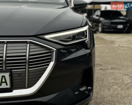 Ауди E-Tron 2023 в Житомире на Automoto.ua Серый Ауди E-Tron, объемом двигателя 0 л и пробегом 38 тыс. км за 37500 $, фото 9 на Automoto.ua