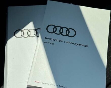 Сірий Ауді E-Tron, об'ємом двигуна 0 л та пробігом 44 тис. км за 60500 $, фото 60 на Automoto.ua