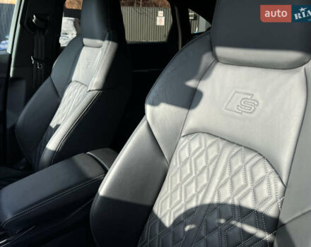 Серый Ауди E-Tron, объемом двигателя 0 л и пробегом 43 тыс. км за 47488 $, фото 27 на Automoto.ua