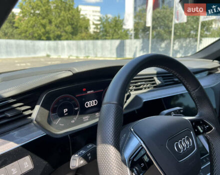 Серый Ауди E-Tron, объемом двигателя 0 л и пробегом 8 тыс. км за 68000 $, фото 15 на Automoto.ua