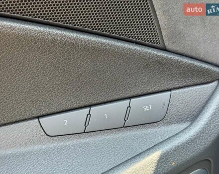 Сірий Ауді E-Tron, об'ємом двигуна 0 л та пробігом 44 тис. км за 60500 $, фото 24 на Automoto.ua
