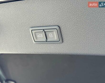 Сірий Ауді E-Tron, об'ємом двигуна 0 л та пробігом 44 тис. км за 60500 $, фото 12 на Automoto.ua