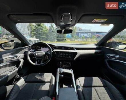 Сірий Ауді E-Tron, об'ємом двигуна 0 л та пробігом 44 тис. км за 60500 $, фото 75 на Automoto.ua