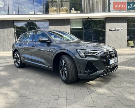 Серый Ауди E-Tron, объемом двигателя 0 л и пробегом 35 тыс. км за 45000 $, фото 7 на Automoto.ua