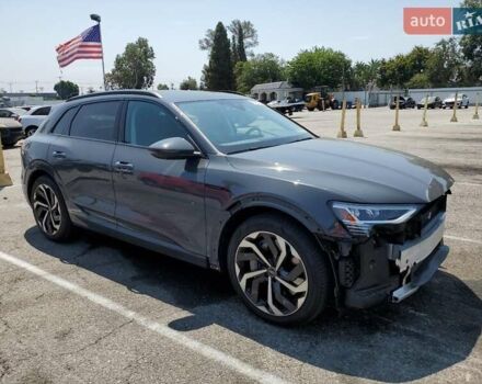 Сірий Ауді E-Tron, об'ємом двигуна 0 л та пробігом 4 тис. км за 29000 $, фото 3 на Automoto.ua