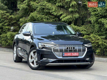 Ауди E-Tron 2019 в Тернополе на Automoto.ua Серый Ауди E-Tron, объемом двигателя 0 л и пробегом 97 тыс. км за 30700 $, фото 1 на Automoto.ua