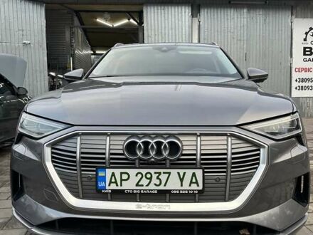 Ауди E-Tron 2019 в Киеве на Automoto.ua Серый Ауди E-Tron, объемом двигателя 0 л и пробегом 148 тыс. км за 29000 $, фото 1 на Automoto.ua