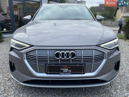 Серый Ауди E-Tron, объемом двигателя 0 л и пробегом 205 тыс. км за 25500 $, фото 1 на Automoto.ua