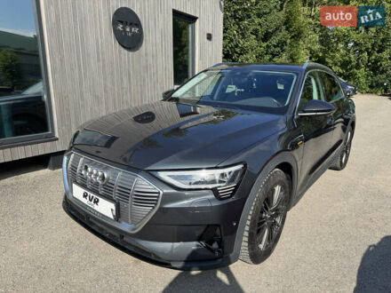 Ауди E-Tron 2019 в Тернополе на Automoto.ua Серый Ауди E-Tron, объемом двигателя 0 л и пробегом 138 тыс. км за 27000 $, фото 1 на Automoto.ua