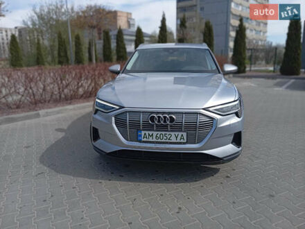 Ауді E-Tron 2019 у Житомирі на Automoto.ua Сірий Ауді E-Tron, об'ємом двигуна 0 л та пробігом 83 тис. км за 29291 $, фото 1 на Automoto.ua