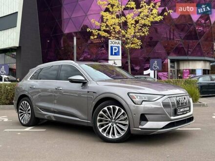 Серый Ауди E-Tron, объемом двигателя 0 л и пробегом 87 тыс. км за 29990 $, фото 1 на Automoto.ua