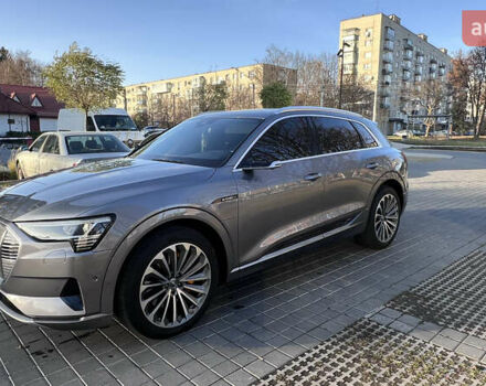 Серый Ауди E-Tron, объемом двигателя 0 л и пробегом 150 тыс. км за 27000 $, фото 1 на Automoto.ua
