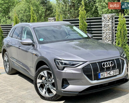 Серый Ауди E-Tron, объемом двигателя 0 л и пробегом 160 тыс. км за 23500 $, фото 1 на Automoto.ua