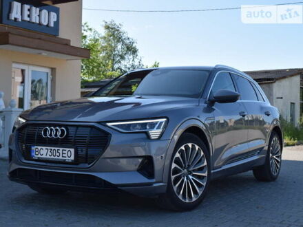 Ауді E-Tron 2019 у Дрогобичі на Automoto.ua Сірий Ауді E-Tron, об'ємом двигуна 0 л та пробігом 22 тис. км за 49000 $, фото 1 на Automoto.ua