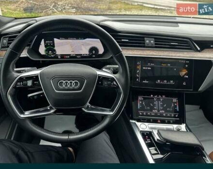 Серый Ауди E-Tron, объемом двигателя 0 л и пробегом 101 тыс. км за 35000 $, фото 1 на Automoto.ua