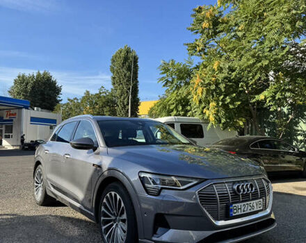 Сірий Ауді E-Tron, об'ємом двигуна 0 л та пробігом 77 тис. км за 26350 $, фото 1 на Automoto.ua
