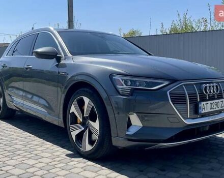 Сірий Ауді E-Tron, об'ємом двигуна 0 л та пробігом 149 тис. км за 33900 $, фото 1 на Automoto.ua