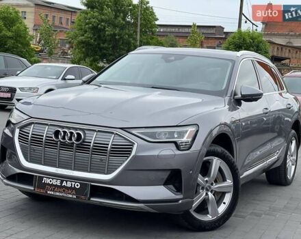 Серый Ауди E-Tron, объемом двигателя 0 л и пробегом 106 тыс. км за 28300 $, фото 1 на Automoto.ua