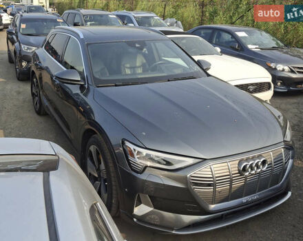 Сірий Ауді E-Tron, об'ємом двигуна 0 л та пробігом 138 тис. км за 26500 $, фото 1 на Automoto.ua