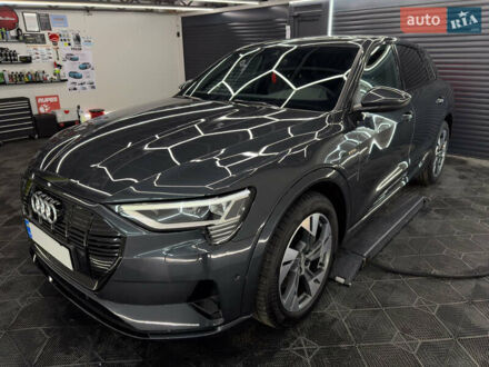Сірий Ауді E-Tron, об'ємом двигуна 0 л та пробігом 86 тис. км за 32500 $, фото 1 на Automoto.ua