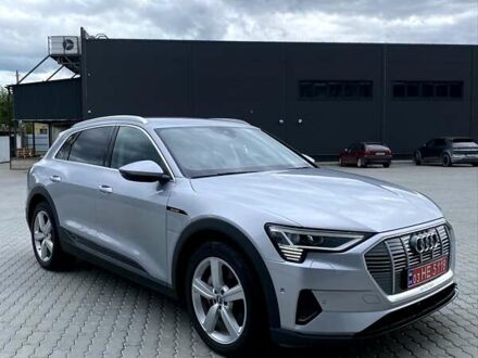 Ауди E-Tron 2019 в Трускавце на Automoto.ua Серый Ауди E-Tron, объемом двигателя 0 л и пробегом 88 тыс. км за 27399 $, фото 1 на Automoto.ua