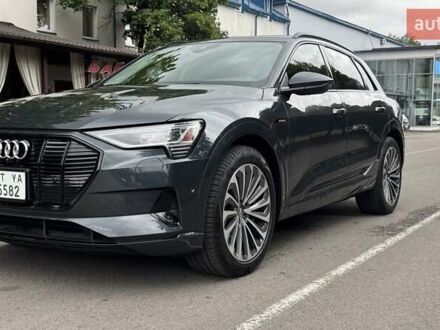 Серый Ауди E-Tron, объемом двигателя 0 л и пробегом 78 тыс. км за 29900 $, фото 1 на Automoto.ua
