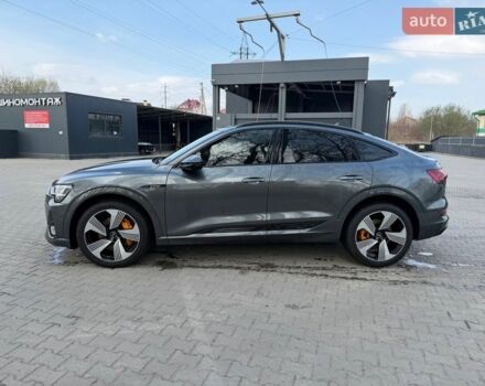 Серый Ауди E-Tron, объемом двигателя 0 л и пробегом 50 тыс. км за 39500 $, фото 1 на Automoto.ua