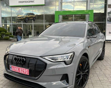 Ауді E-Tron 2020 у Луцьку на Automoto.ua Сірий Ауді E-Tron, об'ємом двигуна 0 л та пробігом 104 тис. км за 33000 $, фото 1 на Automoto.ua