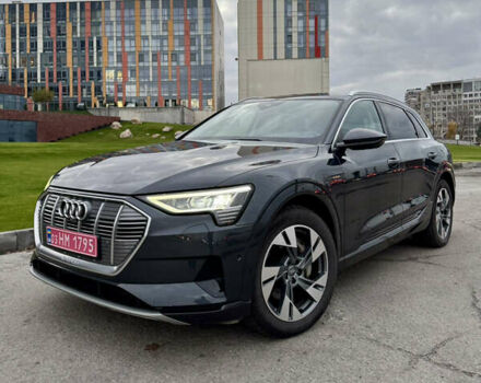 Серый Ауди E-Tron, объемом двигателя 0 л и пробегом 108 тыс. км за 25900 $, фото 1 на Automoto.ua