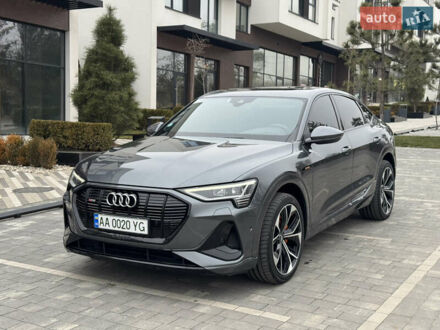 Ауди E-Tron 2020 в Ужгороде на Automoto.ua Серый Ауди E-Tron, объемом двигателя 0 л и пробегом 140 тыс. км за 33800 $, фото 1 на Automoto.ua