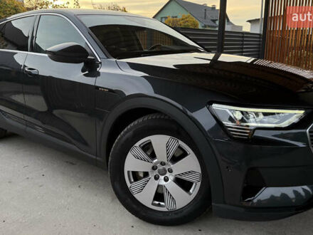 Серый Ауди E-Tron, объемом двигателя 0 л и пробегом 175 тыс. км за 22000 $, фото 1 на Automoto.ua