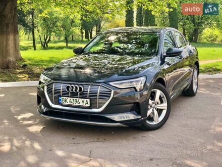 Серый Ауди E-Tron, объемом двигателя 0 л и пробегом 148 тыс. км за 25750 $, фото 1 на Automoto.ua