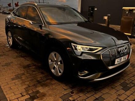 Сірий Ауді E-Tron, об'ємом двигуна 0 л та пробігом 90 тис. км за 37000 $, фото 1 на Automoto.ua