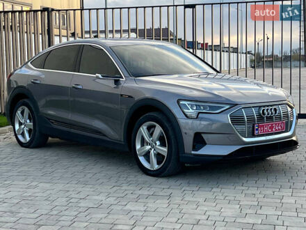 Ауди E-Tron 2020 в Ужгороде на Automoto.ua Серый Ауди E-Tron, объемом двигателя 0 л и пробегом 64 тыс. км за 29000 $, фото 1 на Automoto.ua
