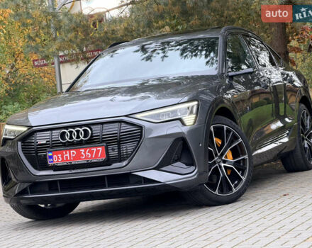 Ауді E-Tron 2020 у Дрогобичі на Automoto.ua Сірий Ауді E-Tron, об'ємом двигуна 0 л та пробігом 160 тис. км за 33900 $, фото 1 на Automoto.ua