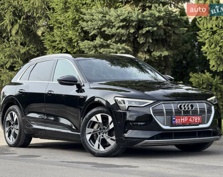 Серый Ауди E-Tron, объемом двигателя 0 л и пробегом 116 тыс. км за 29900 $, фото 1 на Automoto.ua