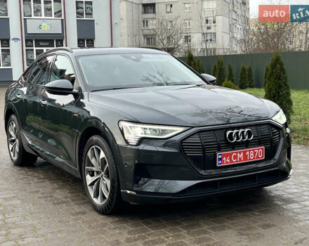 Сірий Ауді E-Tron, об'ємом двигуна 0 л та пробігом 143 тис. км за 30800 $, фото 1 на Automoto.ua